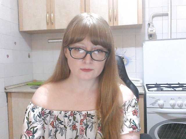 Sweety-Katie live cam on BongaCams