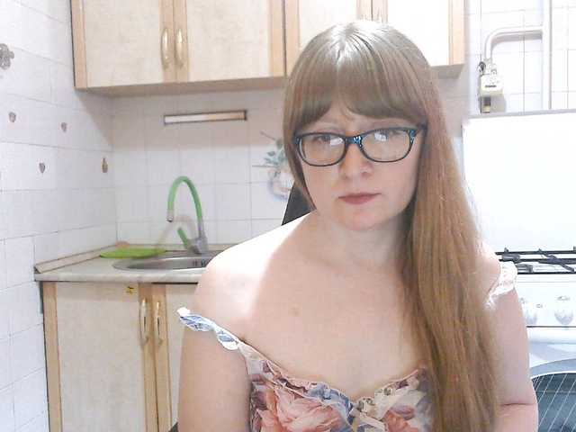 Sweety-Katie live cam on BongaCams