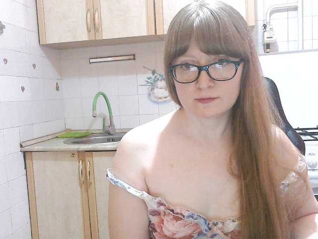 Sweety-Katie live cam on BongaCams