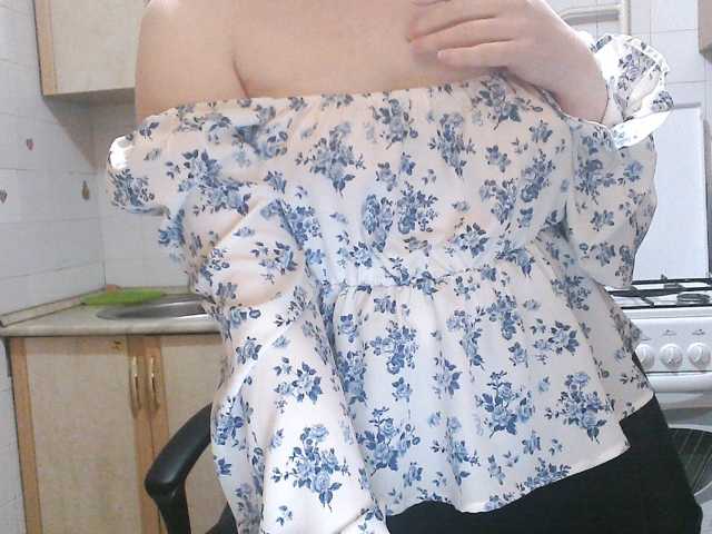 Sweety-Katie live cam on BongaCams