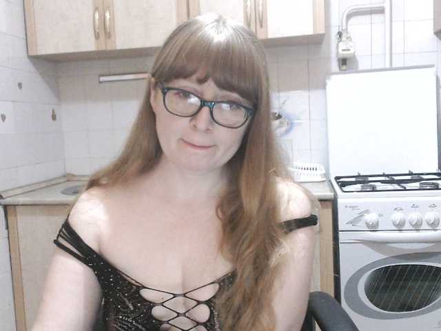 L-e-l-i-k live cam on BongaCams