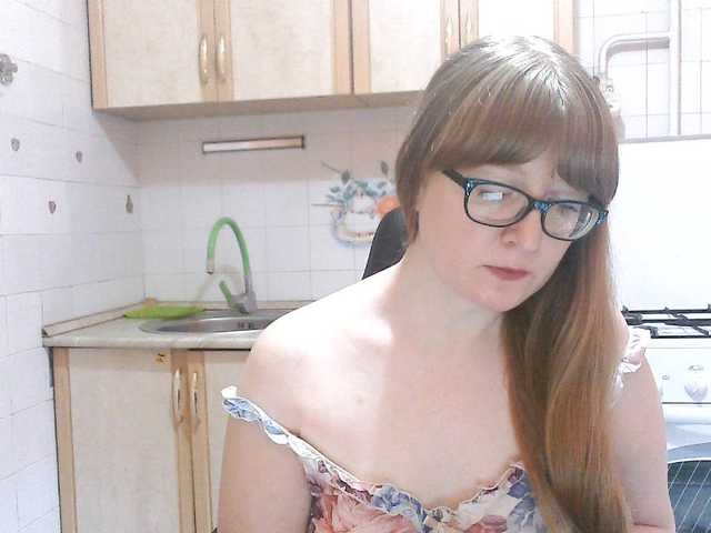 Sweety-Katie live cam on BongaCams