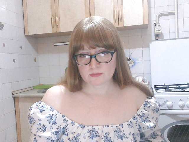 Sweety-Katie live cam on BongaCams