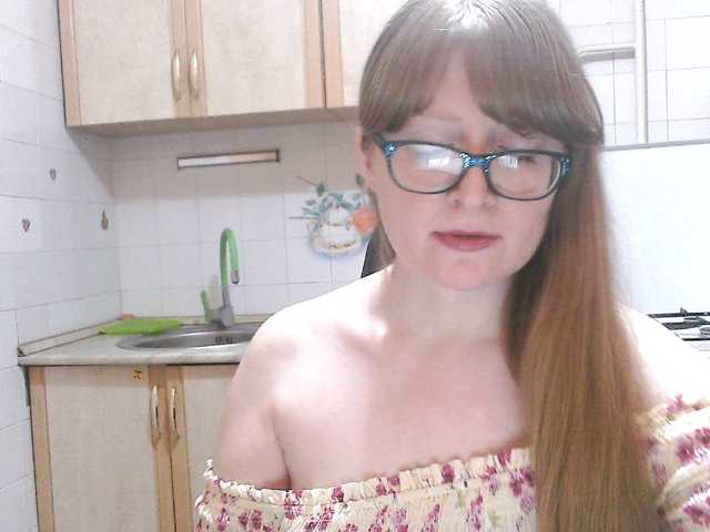 Sweety-Katie live cam on BongaCams