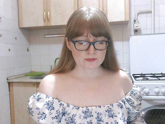 L-e-l-i-k live cam on BongaCams