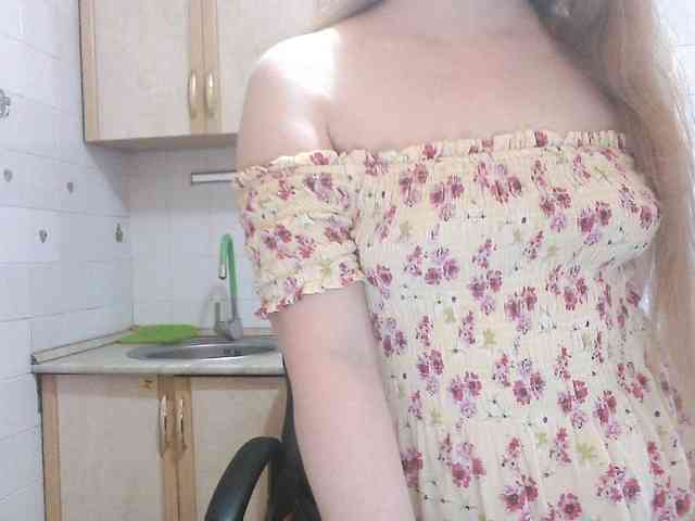 L-e-l-i-k webcam