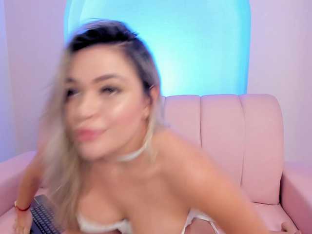 milaowens's BongaCams show and profile