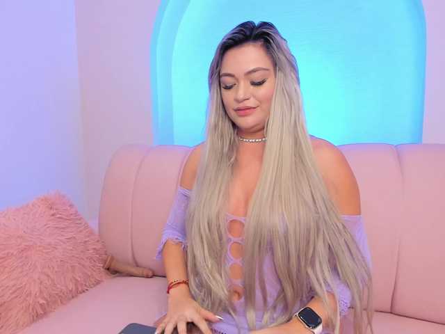 milaowens's BongaCams show and profile