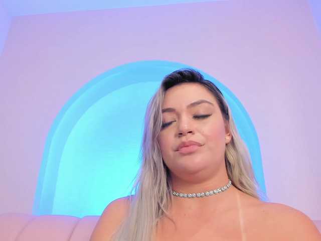 milaowens's BongaCams show and profile
