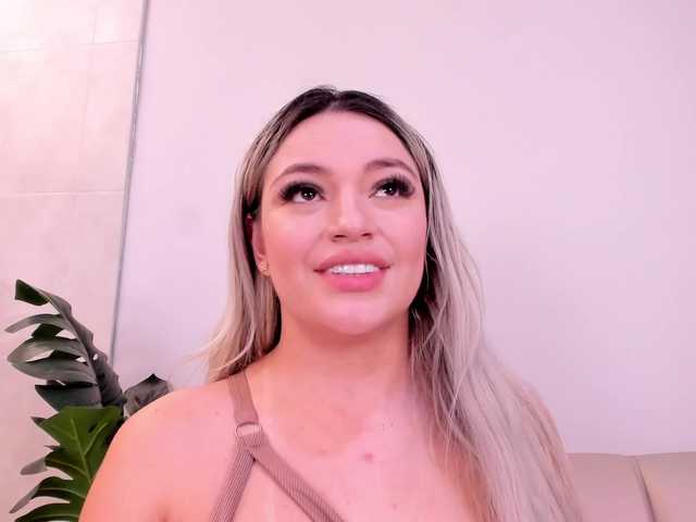go to chat with milaowens