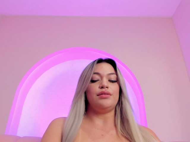 milaowens live cam on BongaCams