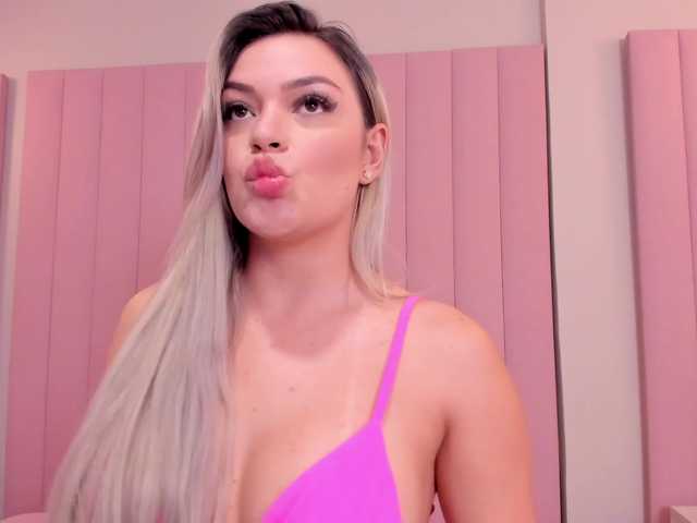 milaowens live cam on BongaCams