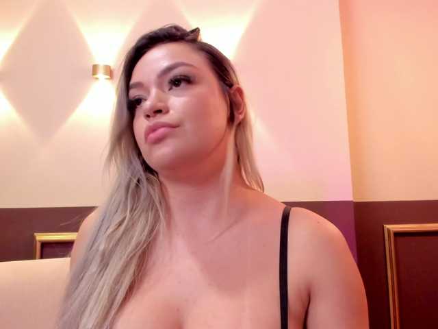 milaowens live cam on BongaCams
