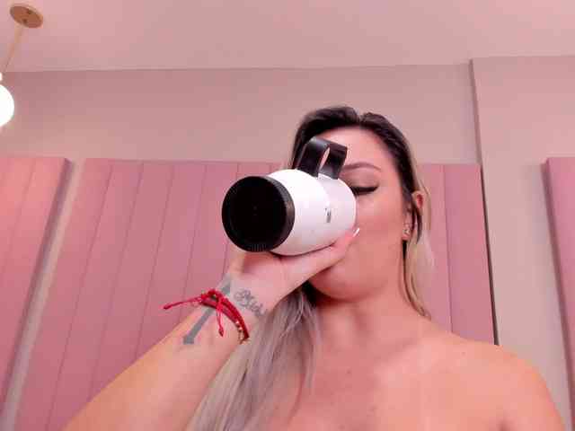 Modelo: milaowens