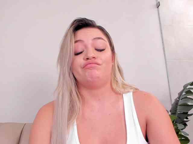 Modelo: milaowens