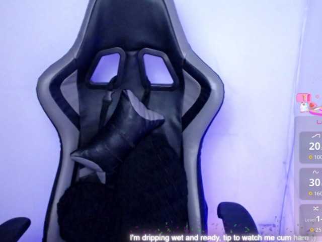 ninatinydoll live webcam show