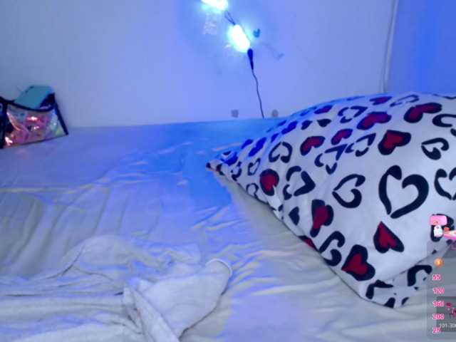 ninatinydoll live cam preview