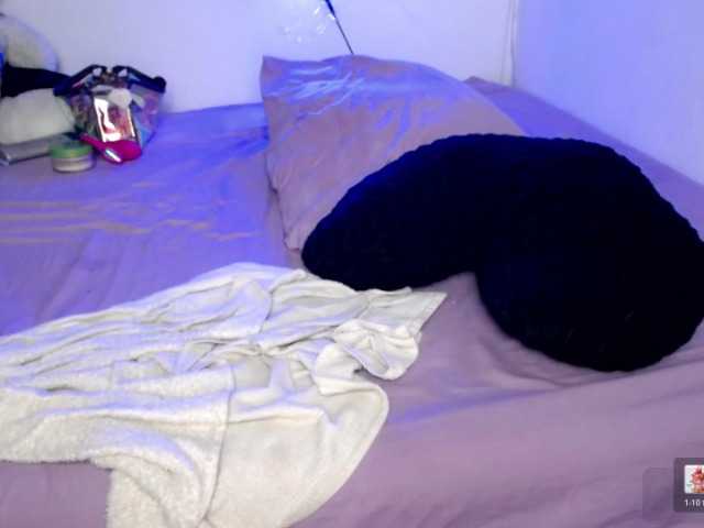ninatinydoll live cam on BongaCams