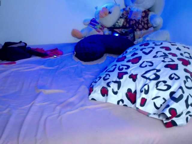 ninatinydoll live cam