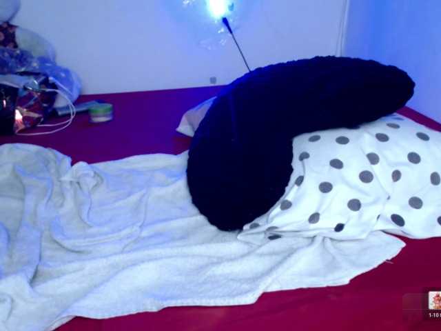 ninatinydoll live cam on BongaCams
