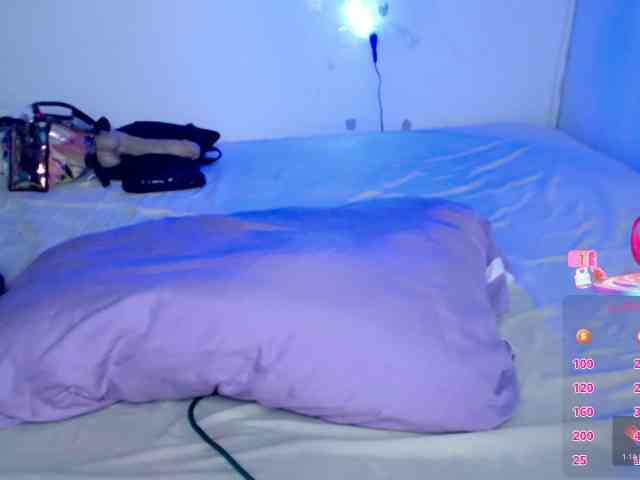 ninatinydoll webcam
