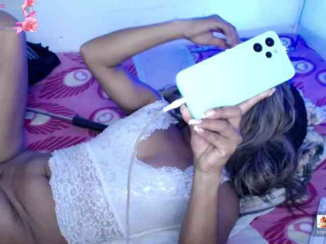 ninatinydoll webcam