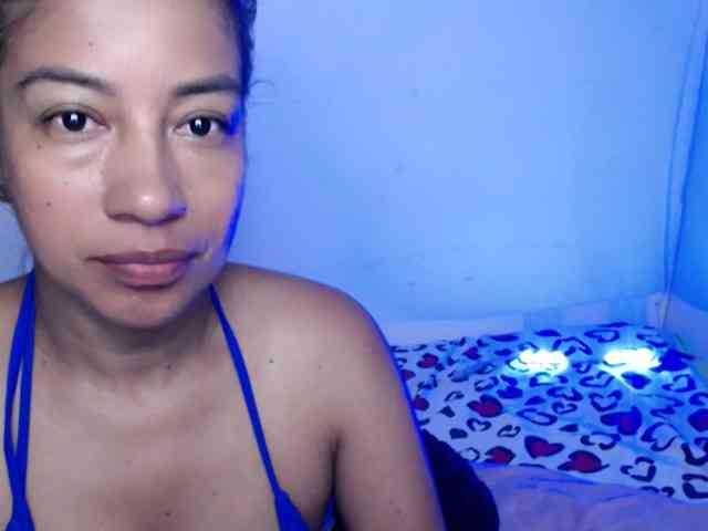 ninatinydoll webcam