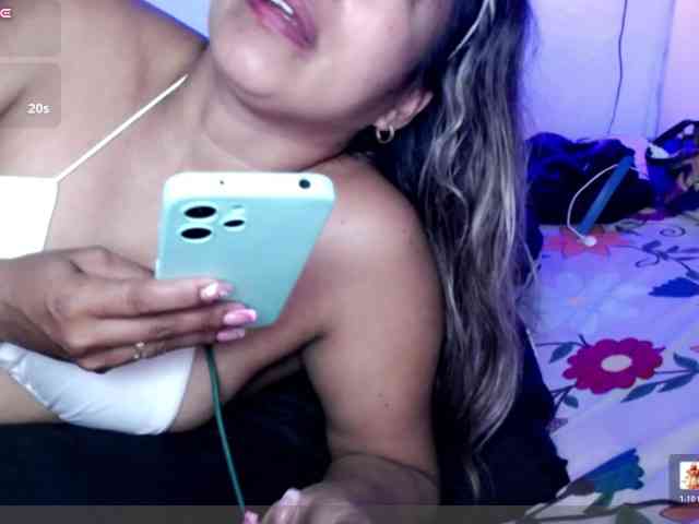 ninatinydoll webcam