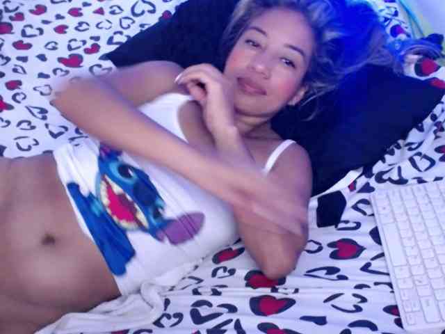 ninatinydoll webcam