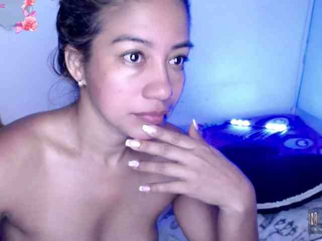 ninatinydoll webcam