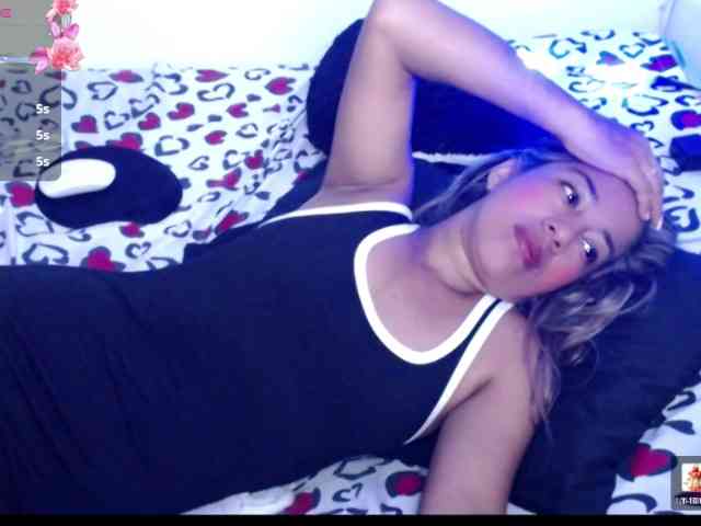 ninatinydoll webcam