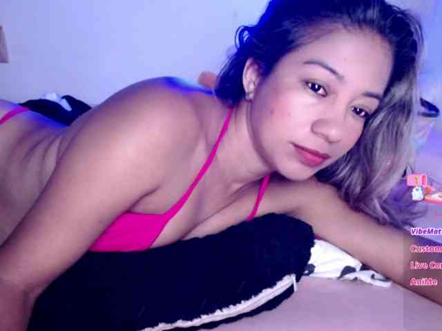 ninatinydoll webcam