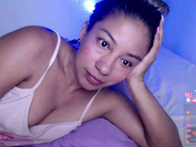 ninatinydoll webcam