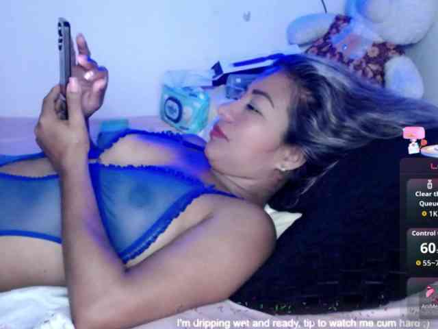 ninatinydoll webcam