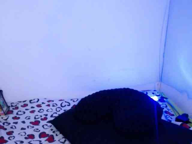 ninatinydoll webcam