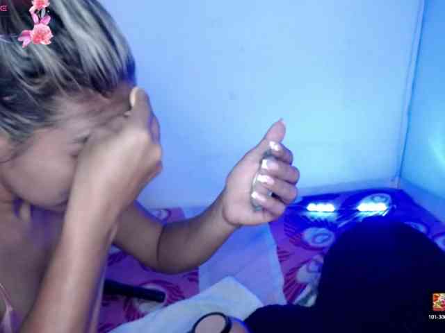 ninatinydoll webcam