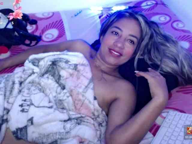 ninatinydoll Live Webcam on BongaCams