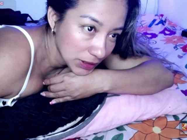 ninatinydoll webcam