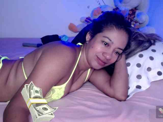 ninatinydoll webcam