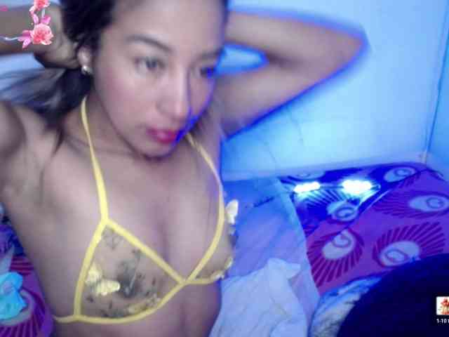 ninatinydoll webcam
