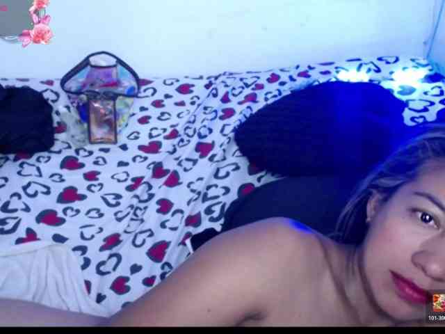 ninatinydoll webcam