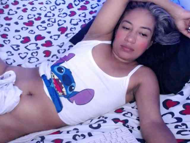 ninatinydoll webcam