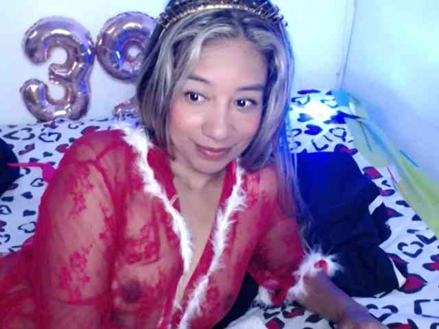ninatinydoll webcam