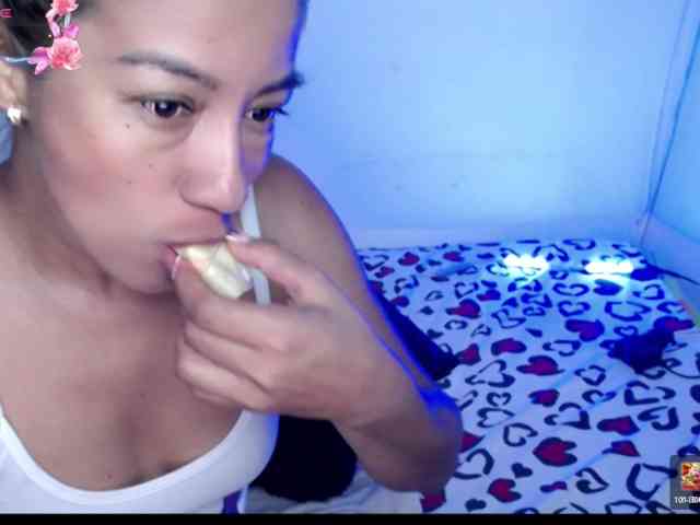 ninatinydoll webcam