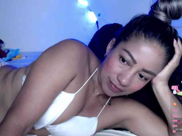 ninatinydoll webcam