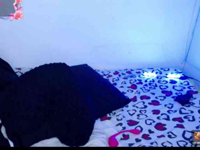 ninatinydoll webcam