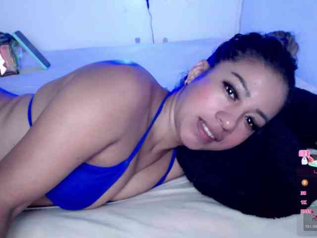 ninatinydoll webcam