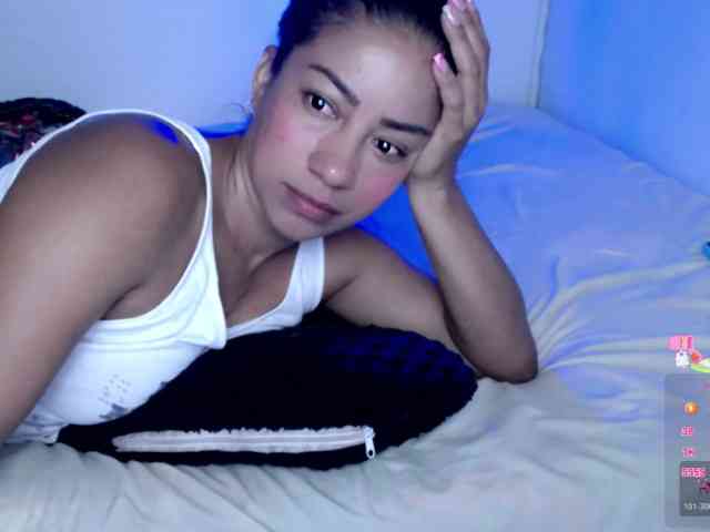 ninatinydoll webcam