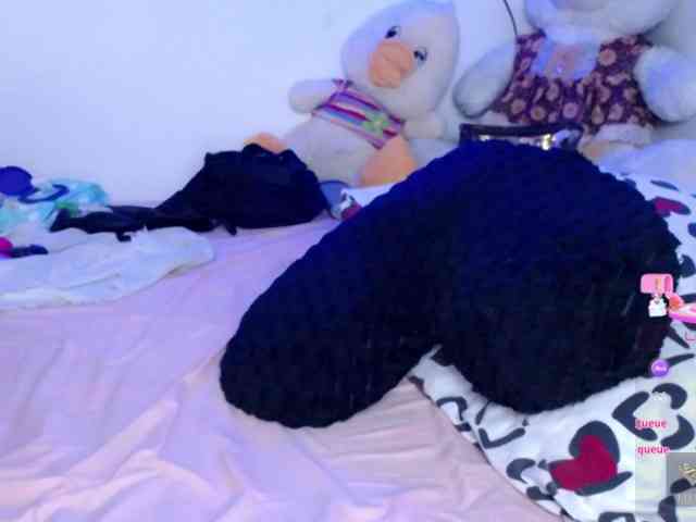 ninatinydoll webcam