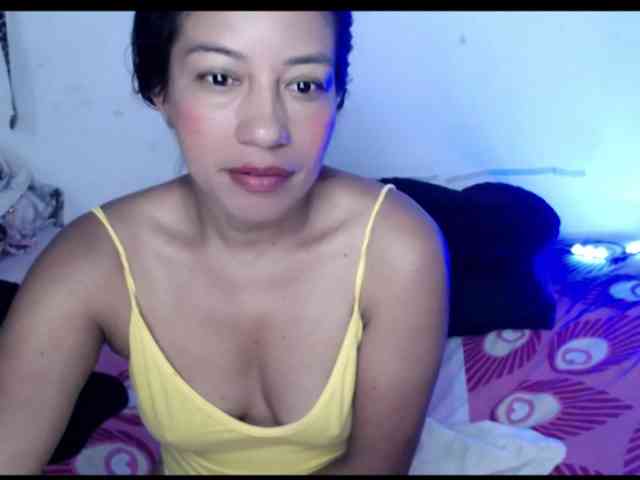 ninatinydoll webcam